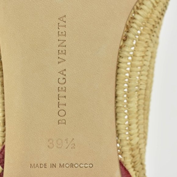 BOTTEGA VENETA: Red, Leather & Raffia Kitten Heels/Pumps - Picture 10 of 10